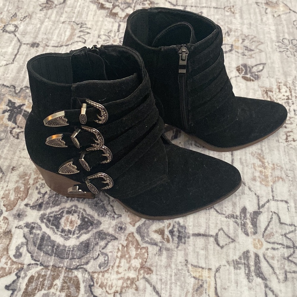 BEAST booties - Picture 3 of 4